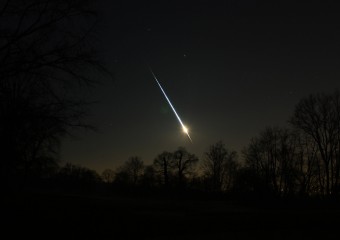 Вогняна куля над Францією змусила світ занепокоїтися через загрози