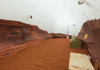 Добровольці на рік “поселилися на Марсі”: як NASA готує людей до майбутньої експедиції