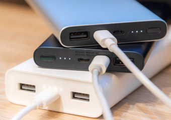 Речі, які категорично не можна підключати до павербанка