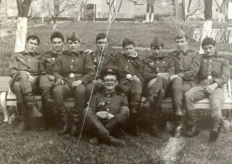 Чим годували солдатів у радянській армії: легендарні страви, які пам’ятають досі