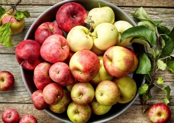 Виберіть одне з яблук на картинці, щоб дізнатися про свій розум