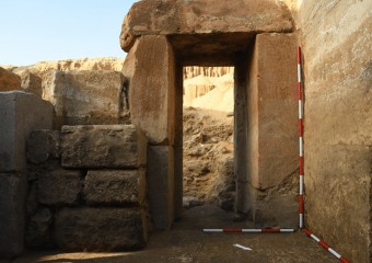 Знайдені у пустелі наскельні малюнки розкрили “жахливе” завоювання Синаю