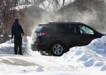 Правило нуля: чим небезпечне миття авто взимку