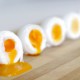 Кардіолог чітко пояснив, чому яйця треба їсти цілими
